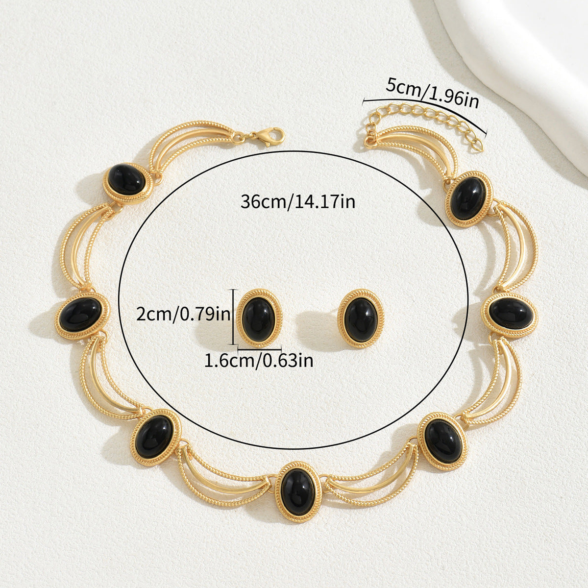 Noir Silk – Vintage Oval Gem Necklace & Earrings Set