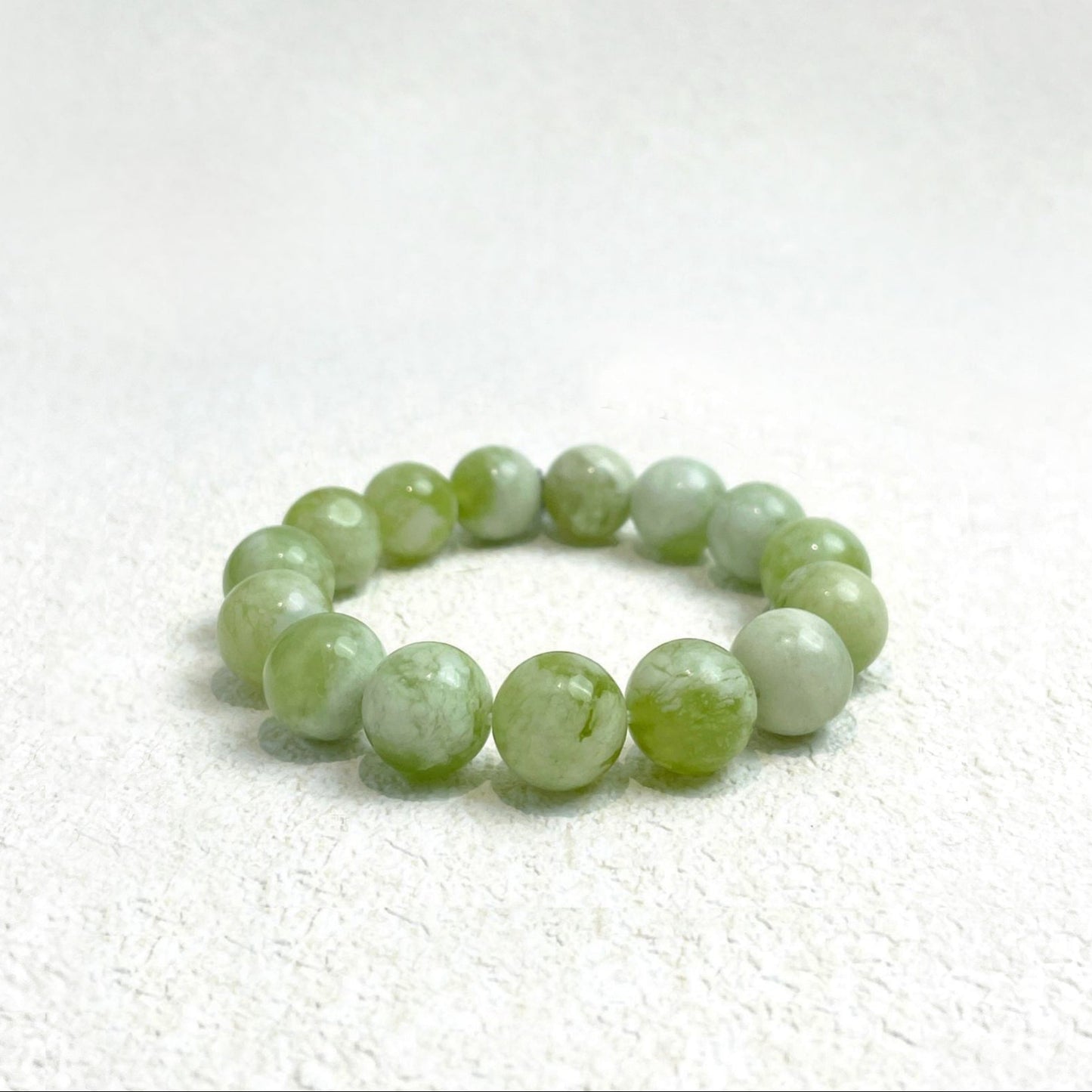 Verdant Mist – Serpentine Jade Bracelet