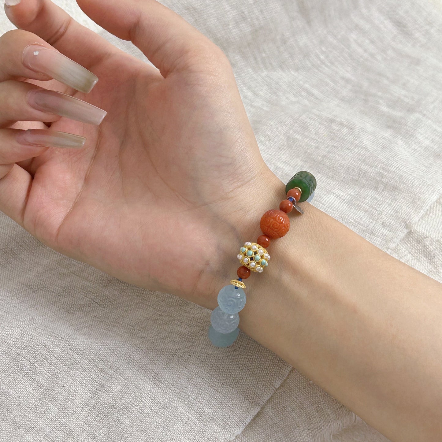 Azure Mantra – Aquamarine Bracelet