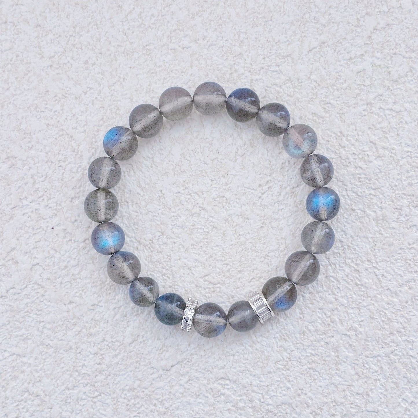 Blue Whisper – Labradorite × Silver Bracelet