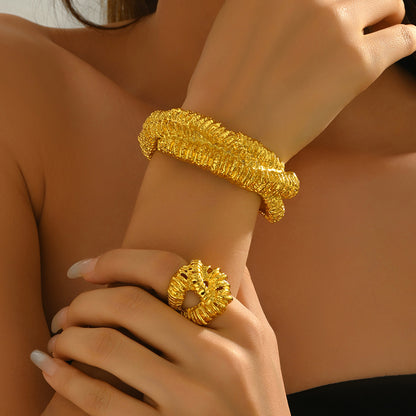 Golden Ripple – 18K Gold Plated Textured Bracelet & Ring Set