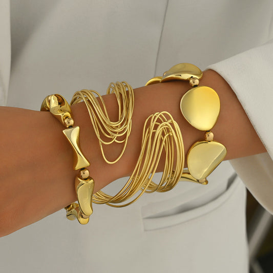 Liquid Aura – Gold Metal Bracelet Set