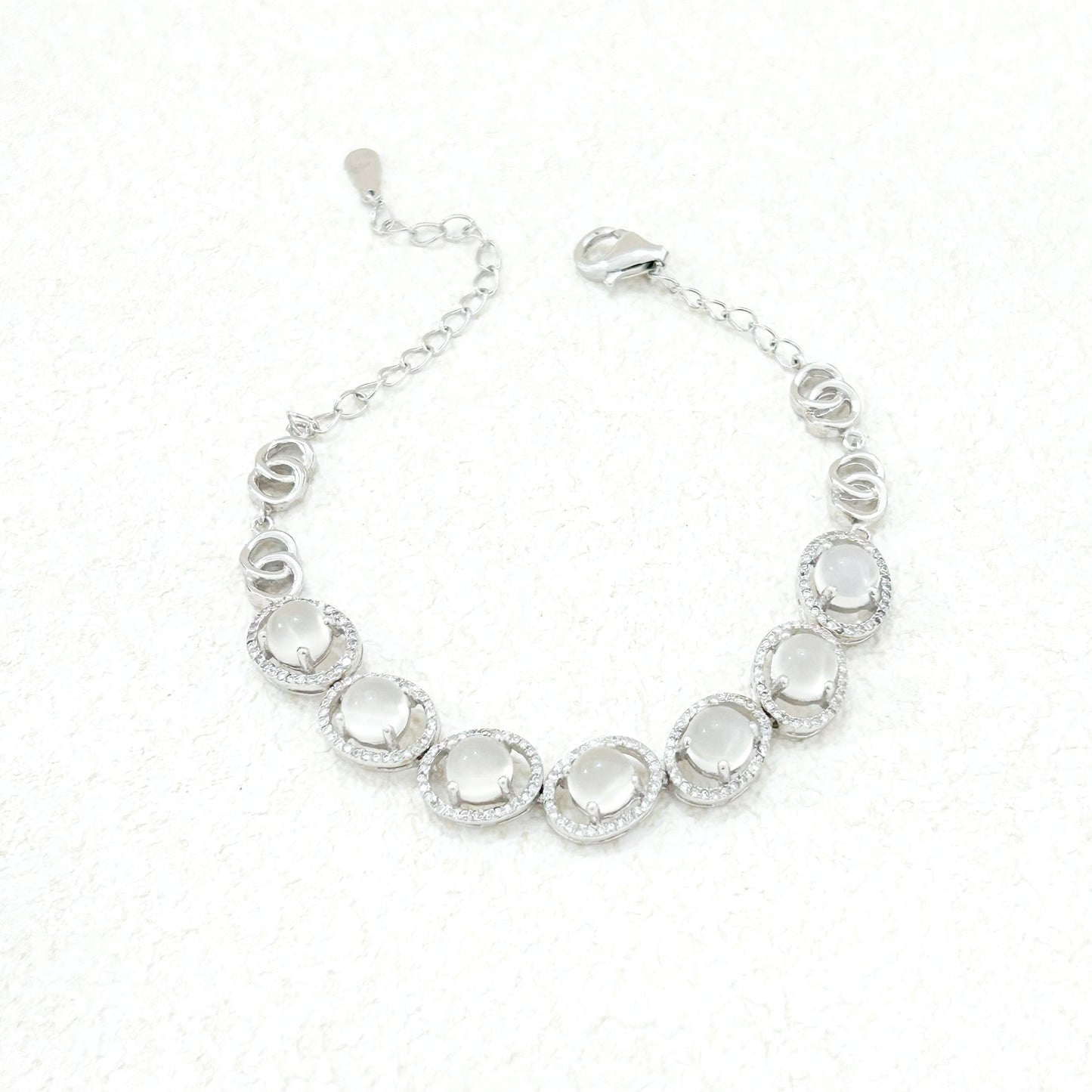 Moonlit Dusk – Moonstone Bracelet