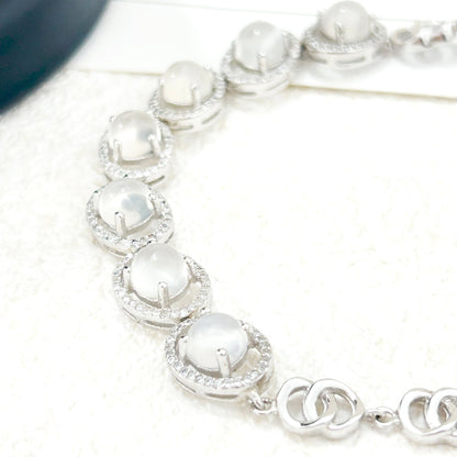 Moonlit Dusk – Moonstone Bracelet