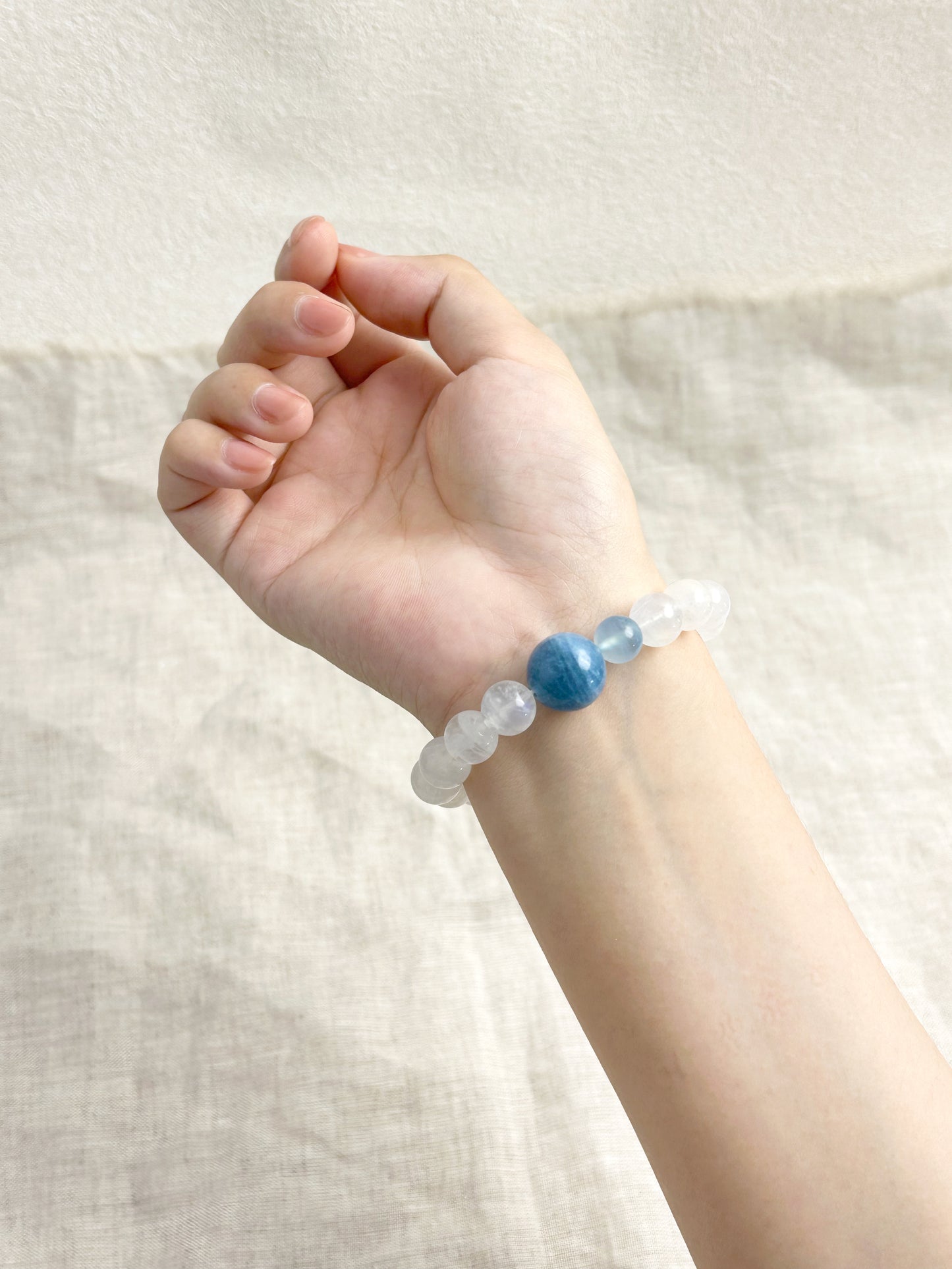 Moonlit Sea - Moonstone Bracelet