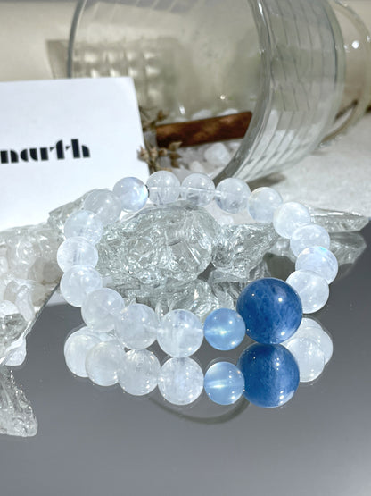Moonlit Sea - Moonstone Bracelet