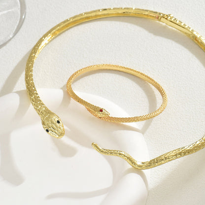 Serpent Gleam – Snake Necklace & Bracelet Set