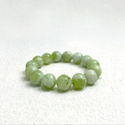 Verdant Mist – Serpentine Jade Bracelet